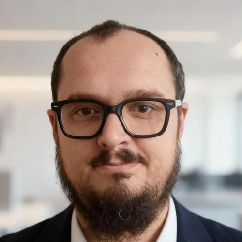 Víctor Alonso, Ingeniero Informático y Fundador de CursosFontaneria.com.es